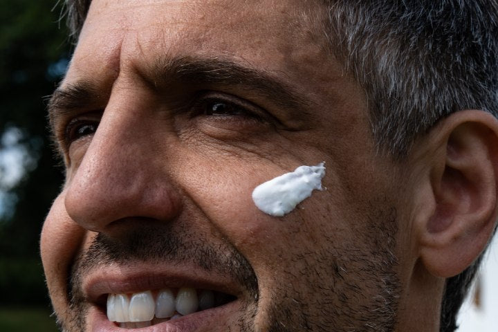 Skincare homme : routine naturelle pour peau saine et équilibrée